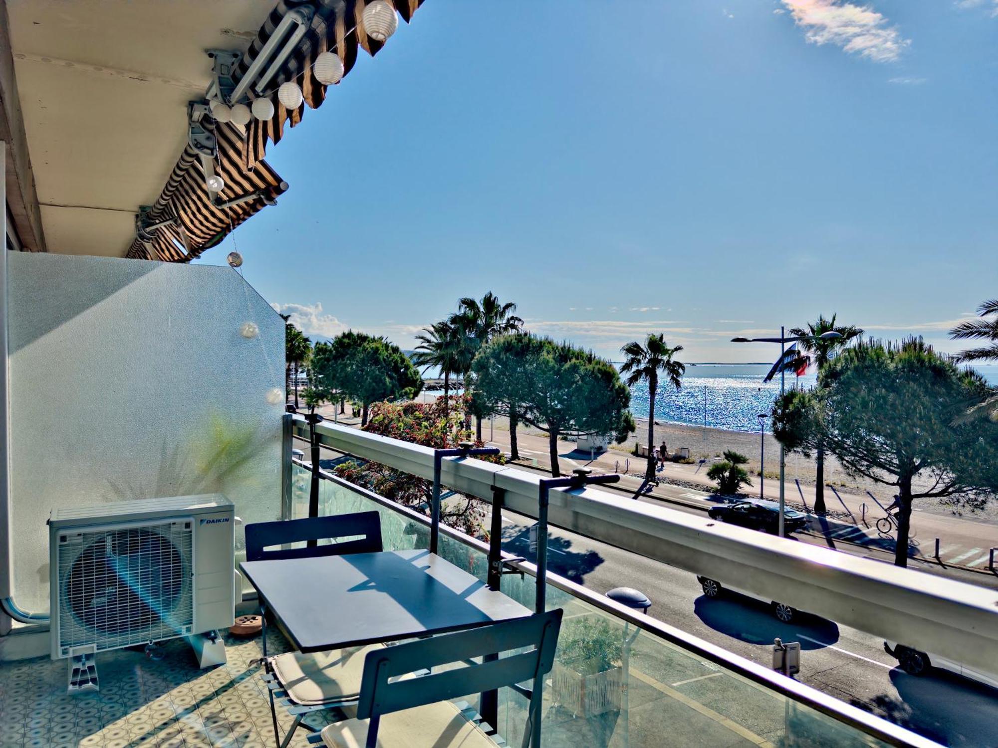 Panoramic Sea View Studio 24H Checkin Cagnes-sur-Mer Exteriör bild