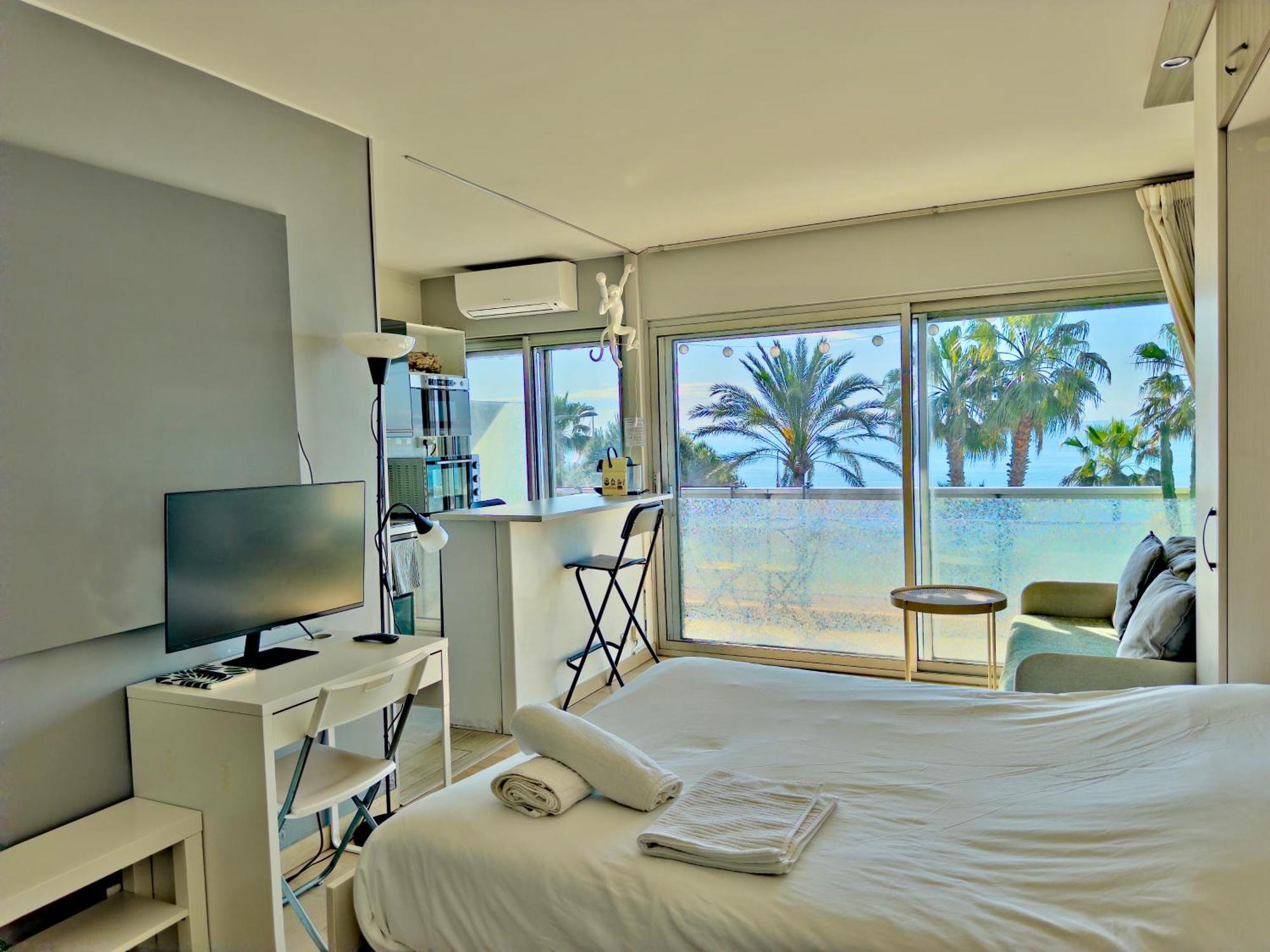 Panoramic Sea View Studio 24H Checkin Cagnes-sur-Mer Exteriör bild