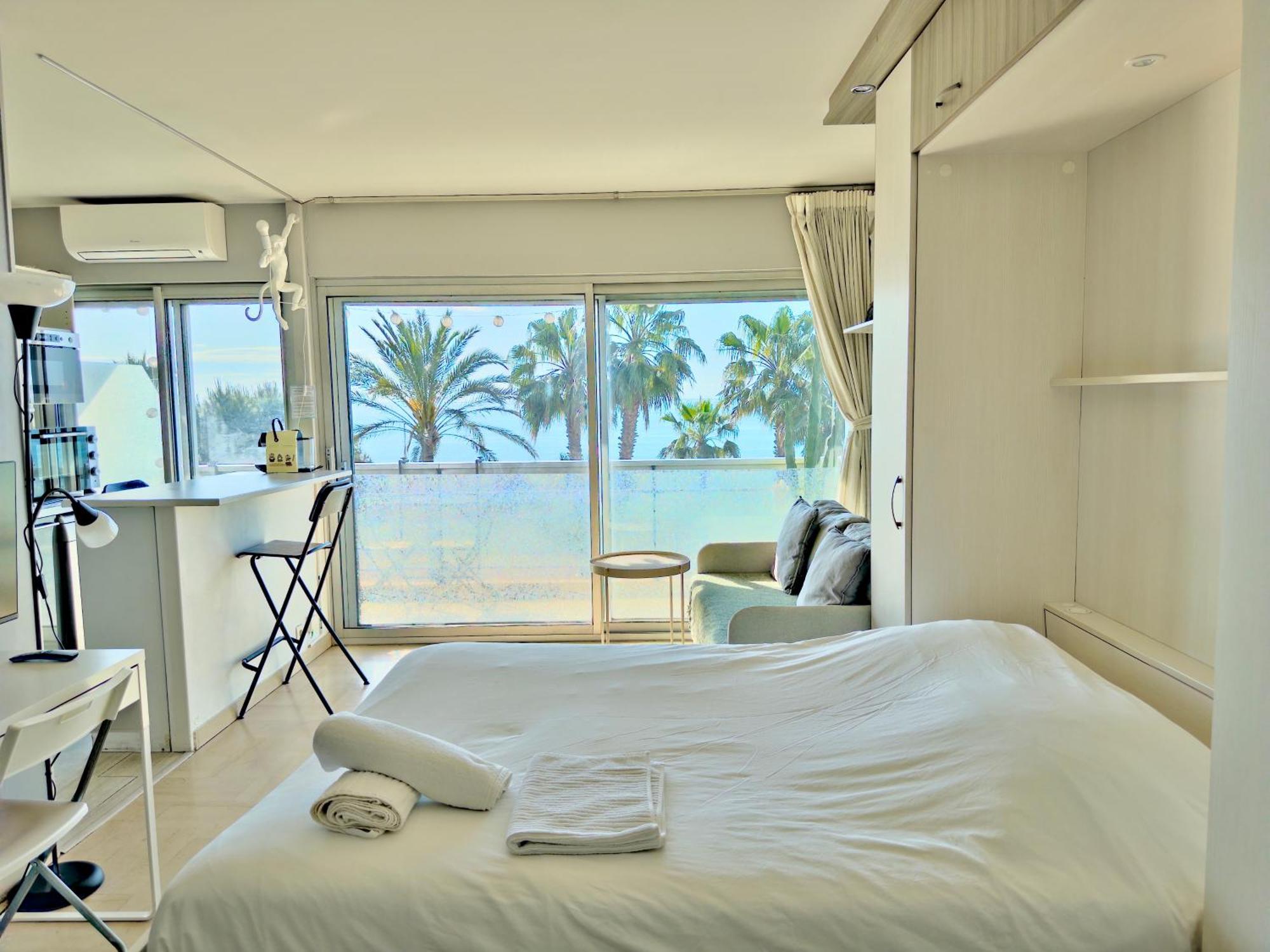 Panoramic Sea View Studio 24H Checkin Cagnes-sur-Mer Exteriör bild