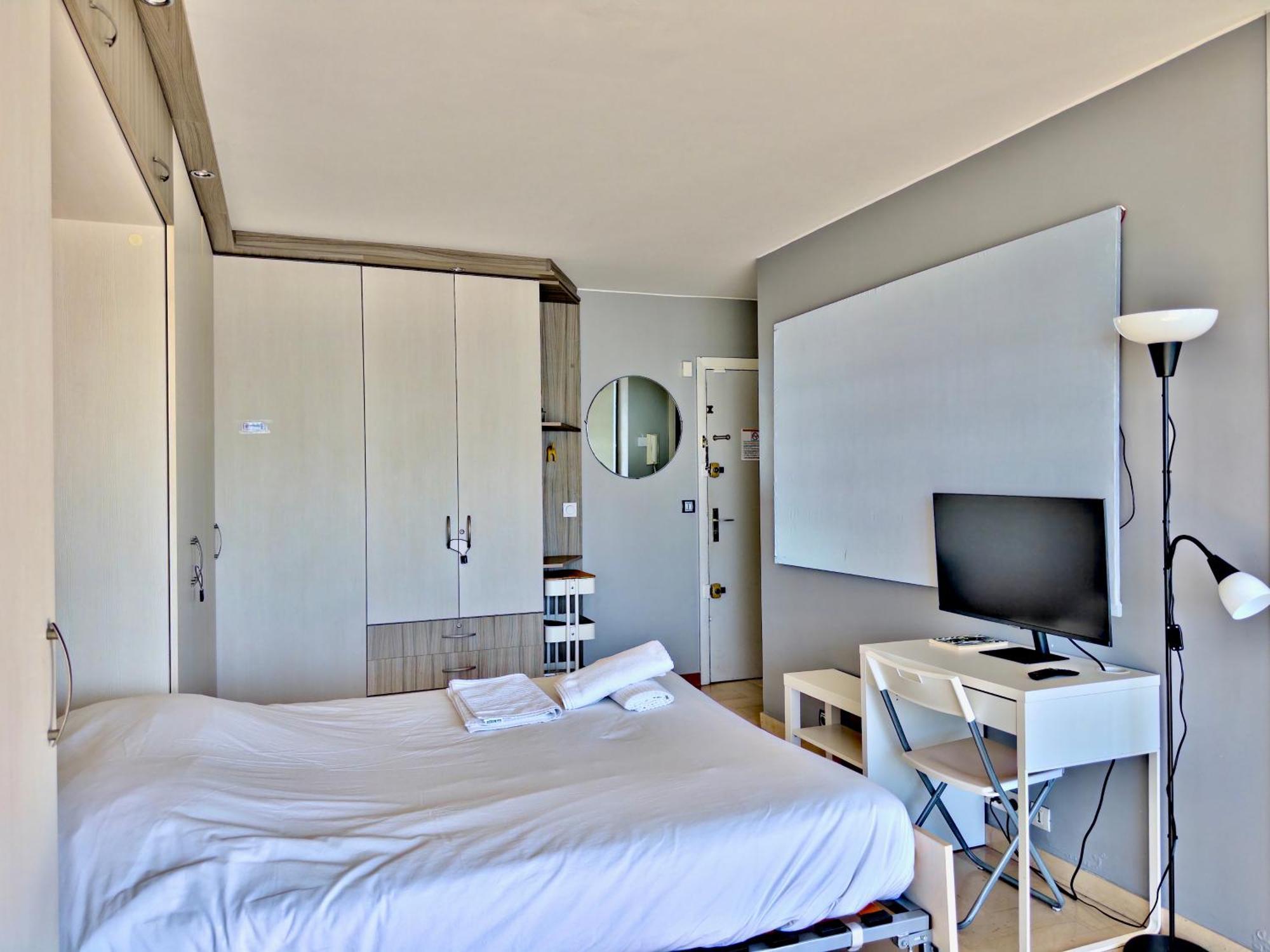 Panoramic Sea View Studio 24H Checkin Cagnes-sur-Mer Exteriör bild